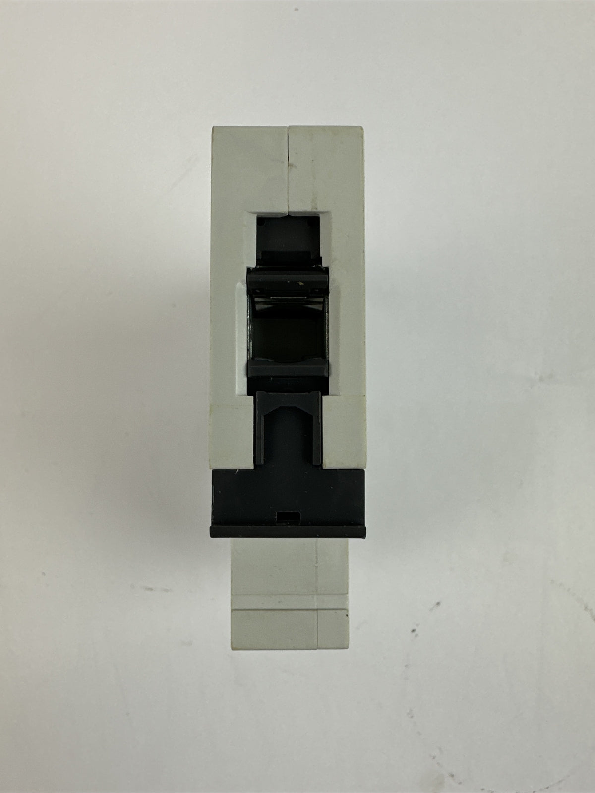 SIEMENS 5SY4106-8 CIRCUIT BREAKER 230/400VAC