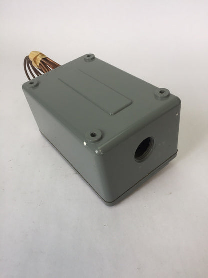 ALLEN BRADLEY 837-A7J TEMPERATURE SWITCH 200-360 F NEMA 4-13