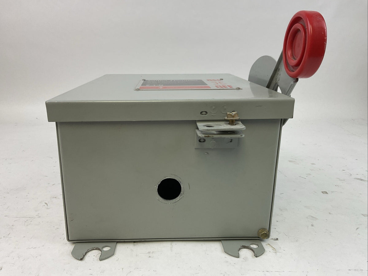 CUTLER HAMMER DH361UDK SAFETY SWITCH 600VAC 30HP 250VDC 5HP 30A 3P TYPE 12(3R)
