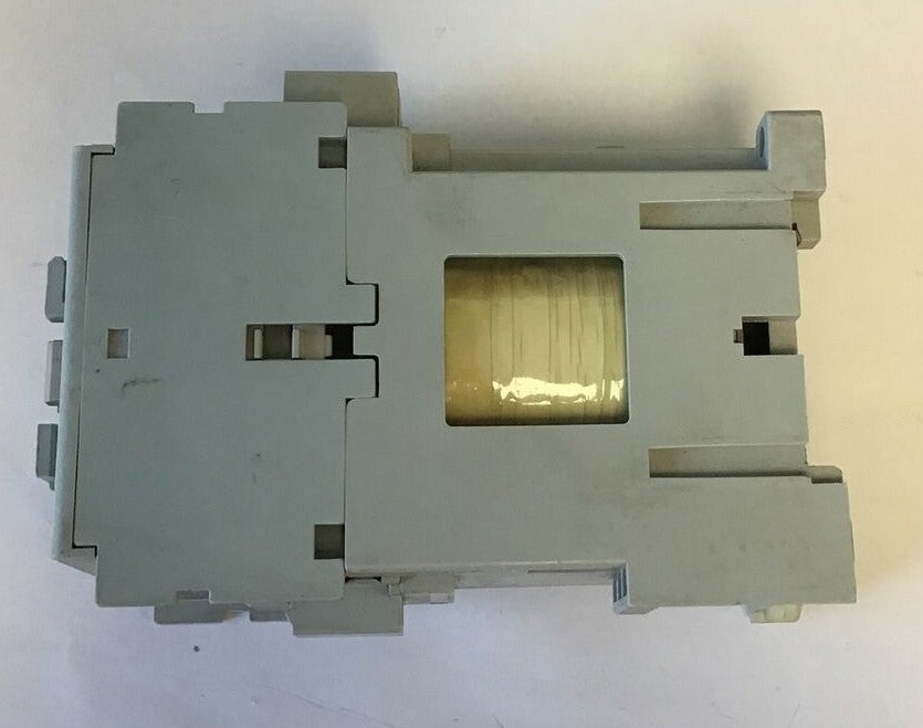 ALLEN BRADLEY 700-CF400D* CONTRACTOR SER. A 600VAC 25A 3PHASE***LOTOF2***