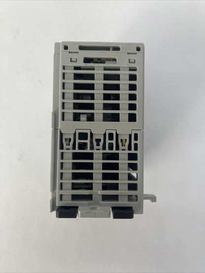 ALLEN BRADLEY 1768-L43 LOGIX 5343 PROCESSOR UNIT SER B F/W REV 1.04 BACKPLANE