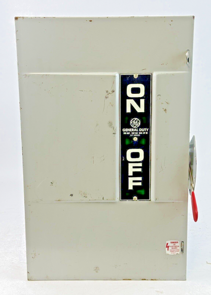 GE - TGN3324 MODEL 6 - SAFETY SWITCH NON-FUSIBLE - 200A/ 240VAC/ 3 POLE/ TYPE 1