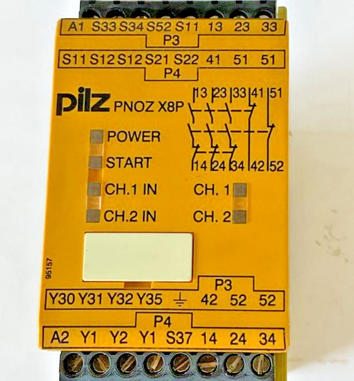 PILZ PNOZ X8P 120VAC 3N/0 2N/C 2SO SAFETY RELAY 120VAC 50-60HZ  6.5VA