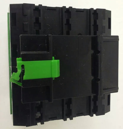 SAUTER EK 501-446-H0-00 POWER SUPPLY 8 POSITION 24V DC EK501446H000