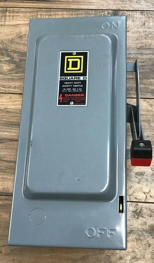 SQUARE D  H361 NON FUSIBLE DISCONNECT SWITCH SER.E1  30A 600VAC/DC