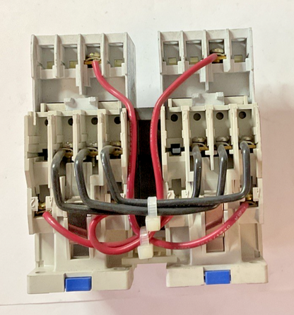 CUTLER HAMMER CE55AN3AB REVERSING  CONTACTOR SIZE A 3POLE 460V 7A 50/60HZ