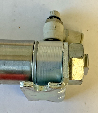 SMC NCDME106-0650-K59L CYLINDER AIR 250PSI 1.70MPA