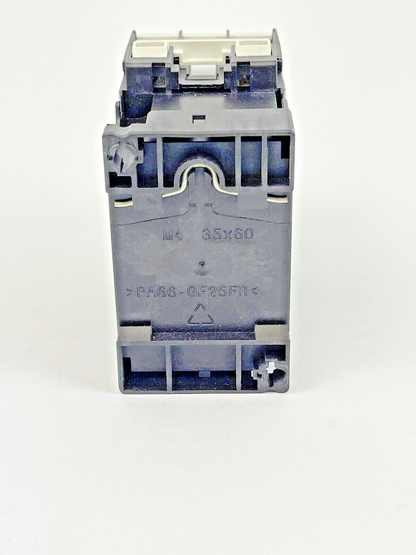 SIEMENS - 3RT1026-1BB44 - CONTACTOR - 3 Pole 25 (AC-3) A 400 V AC