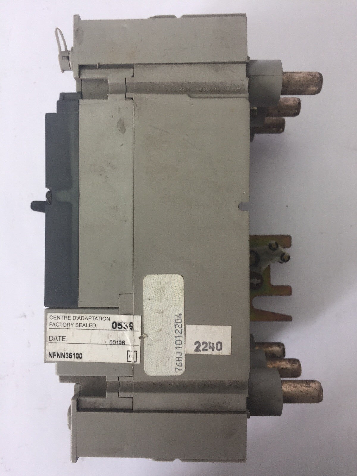 MERLIN GERIN NSF150N CIRCUIT BREAKER 100A 600Y/347V 50/60HZ 3 POLE