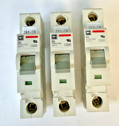 CUTLER HAMMER WMS1D06 CIRCUIT BREAKER 240VAC D5 ***LOTOF3***