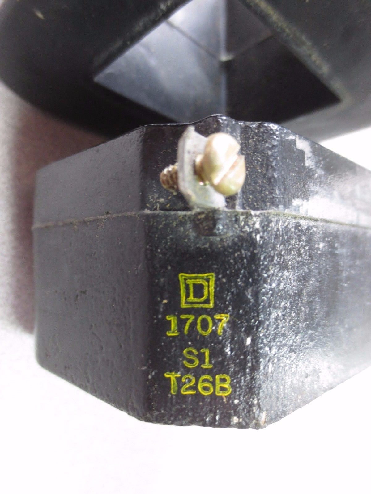 SQUARE D COILS - 1707-S1-T26B (440/480V) & 1775-S1-U18A (110/115V)