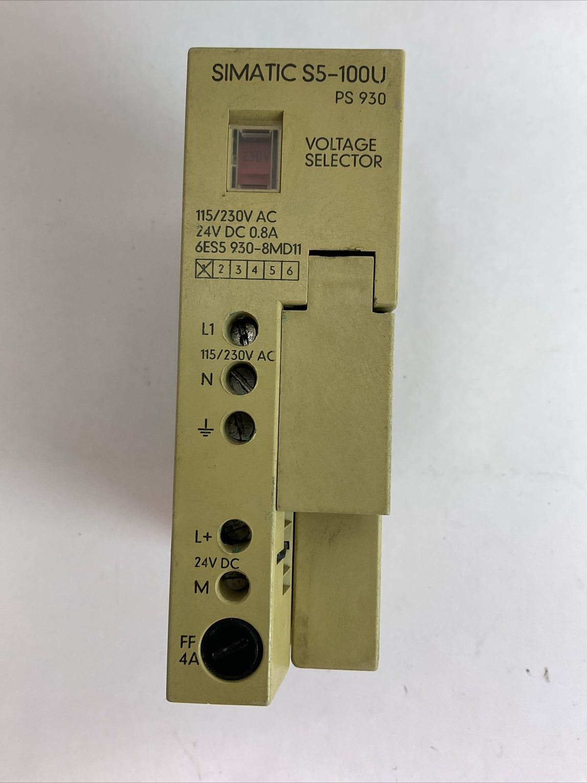 SIEMENS 6ES5 930-8MD11 SIMATIC S5-100U 115/230VAC 24VDC 0.8A POWER SUPPLY MODULE