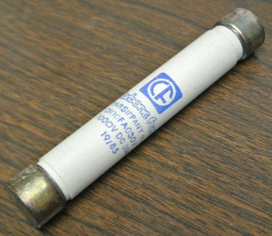 BOX of 10 / CARBONE FERRAZ D100FA030V FUSE / 30A / 1000VDC / NEW SURPLUS
