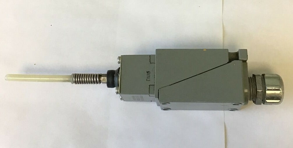 ALLEN BRADLEY 802T-WSP OILTIGHT LIMIT SWITCH  SER.J