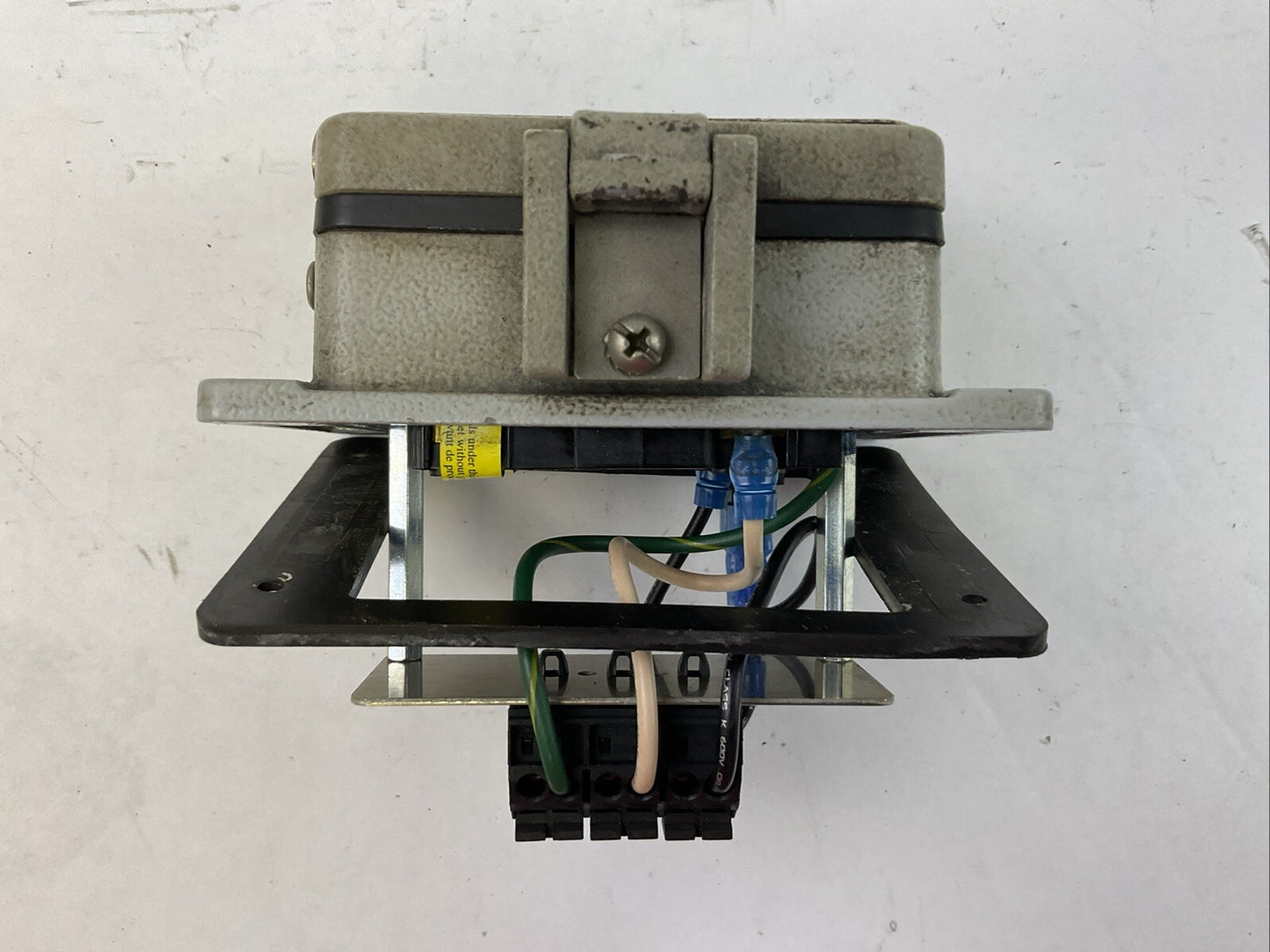 MENCOM GF-RJ45-R-32 PROGRAMMING DEVICE INTERFACE CONNECTOR 115VAC