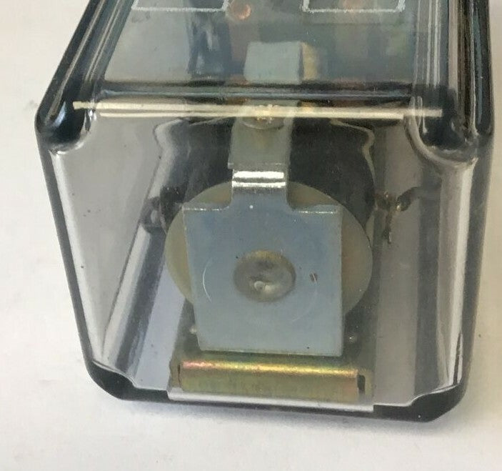 G. GENERAL ELECTRO RLH2A RELAY 120VAC 10A