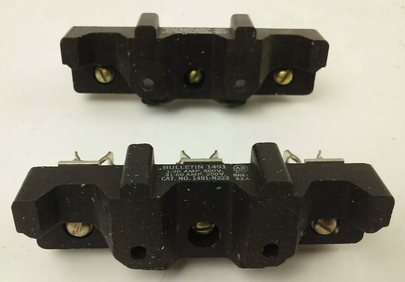 ALLEN BRADLEY 1491-N223 SER. A, FUSE BLOCK, 60A-250V, 30A- 600V, 3P, NEW OTHER