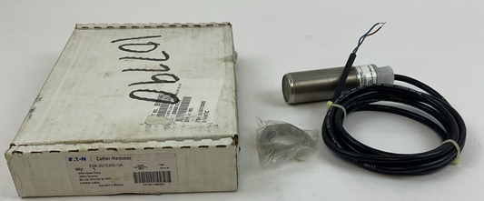 EATON E58-30T5250-GA PHOTOELECTRIC SENSOR 132VAC 30VDC