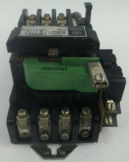 GENERAL ELECTRIC CR208C100DYD10 STARTER SIZE 1 600V 27A 3PH 10HP 120V COIL