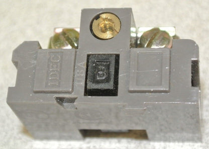 ALLIS-CHALMERS 25-120-276-002 CONTACT BLOCK / 600VAC / 10A / N.C. / NEW SURPLUS