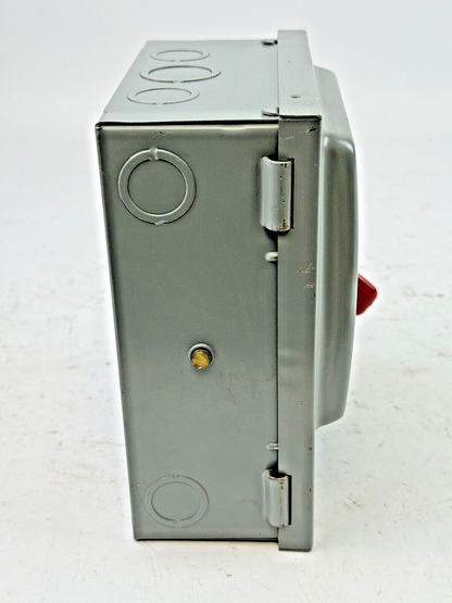 CHALLENGER - GD321NFC - SAFETY SWITCH - 30A/ 240VAC/ 3 POLE/ TYPE 1
