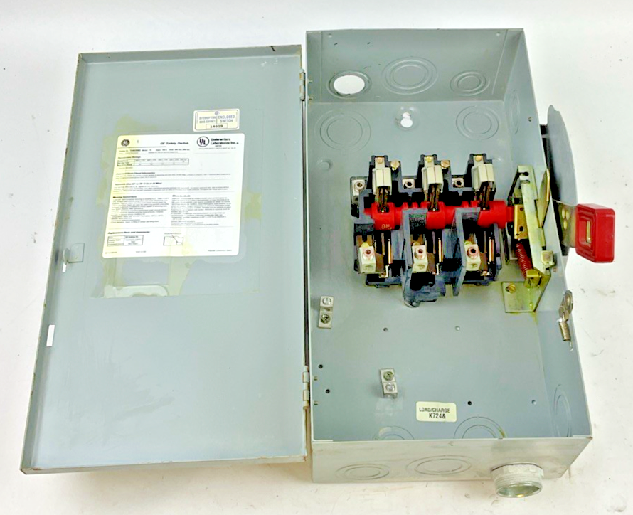 GE THN3363 NON-FUSIBLE SAFETY SWITCH 3PH 100A 600VAC 250VDC 100HP MODEL:10