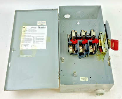 GE THN3363 NON-FUSIBLE SAFETY SWITCH 3PH 100A 600VAC 250VDC 100HP MODEL:10