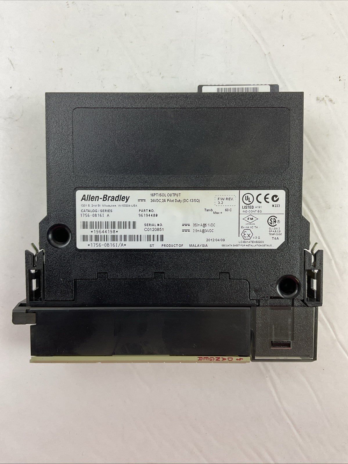 ALLEN BRADLEY 1756-OB16I SER A F/W REV 3.2 16PT ISOL OUTPUT