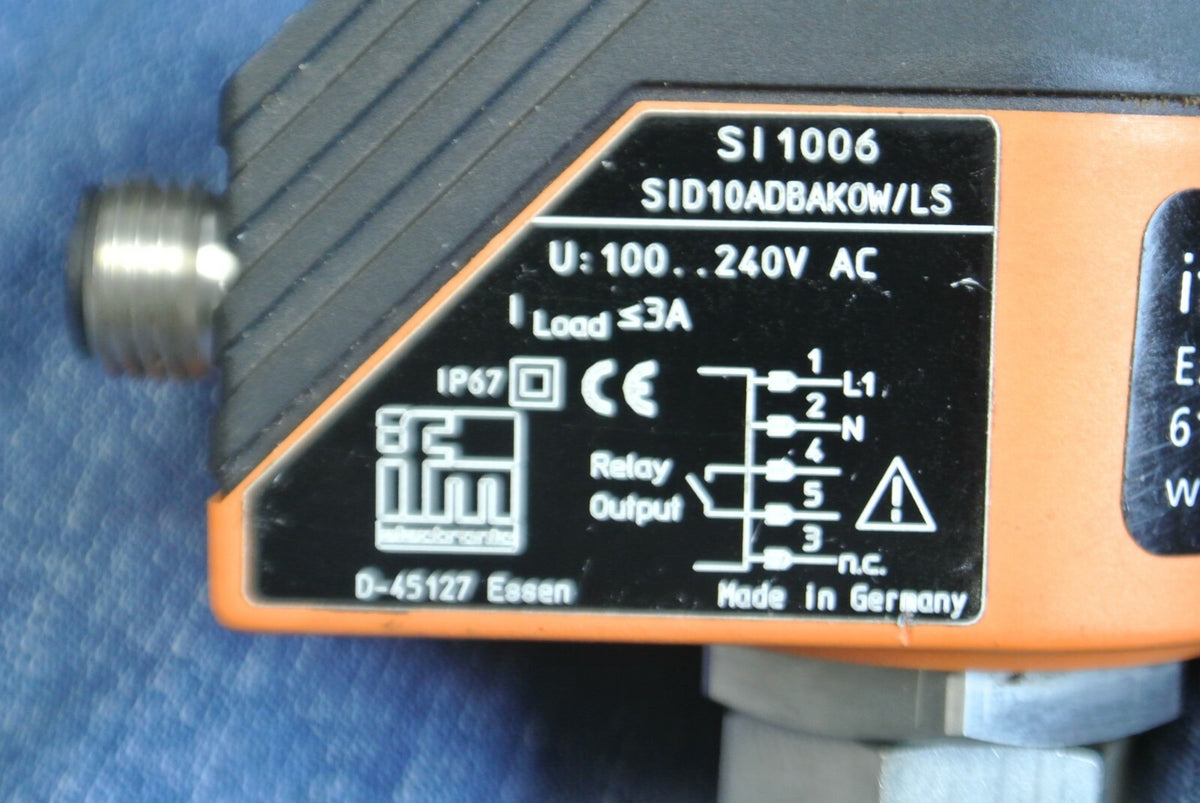 IFM EFECTOR SI1006 / SID10ADBAK0W/LS / FLOW SWITCH / 100-240VAC / 5-PIN