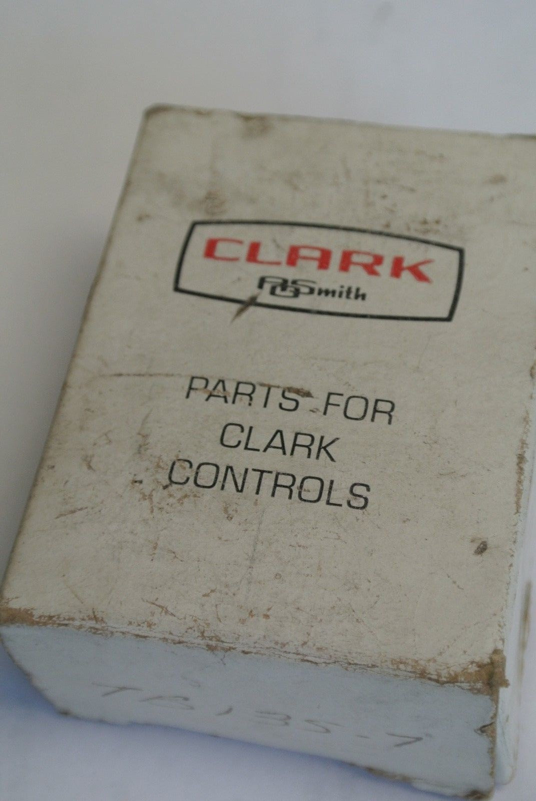 CLARK CONTROLS / AO SMITH TB135-7 COIL 110/120V, 50Hz  NEW SURPLUS
