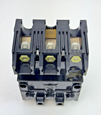ITE  EF3-S100  CIRCUIT BREAKER  3 POLE 100A 600 VAC