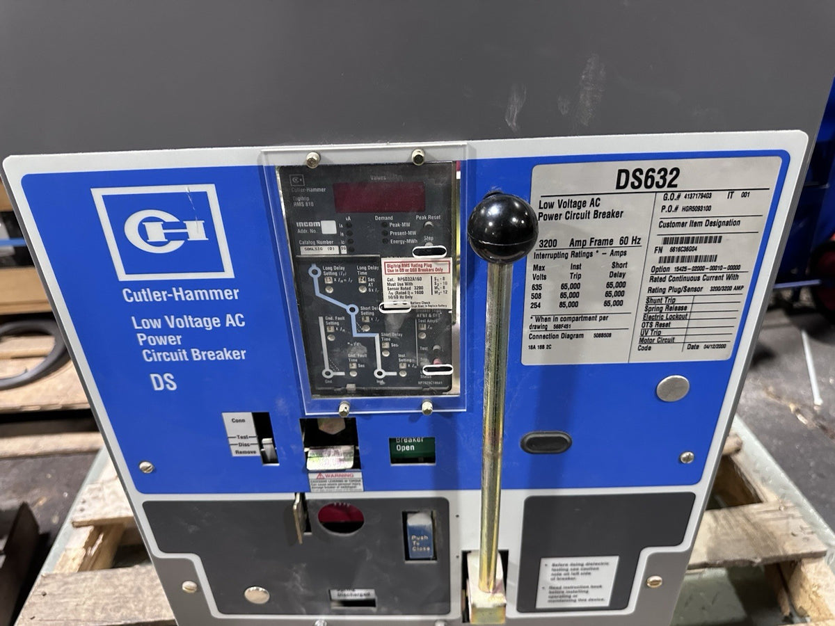 CUTLER HAMMER DS632 CIRCUIT BREAKER 3200 AMP 635V W/DIGITRIP RMS 810 S86LSIG (D)