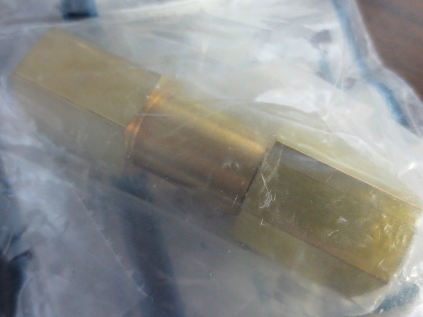 SWAGELOK B-8C4-1 BRASS POPPET CHECK VALVE, FIXED PRESSURE, 1/2 in. FNPT 1 psig