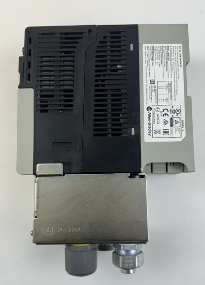ALLEN BRADLEY 25B-D4P0N104 POWERFLEX 525 AC DRIVE FRN 5.001 SER A W/ 25-JBAA