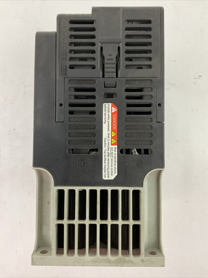 ALLEN BRADLEY 25B-D010N114 AC DRIVE FRN 1.003 SER A OUTPUT 0-460VAC