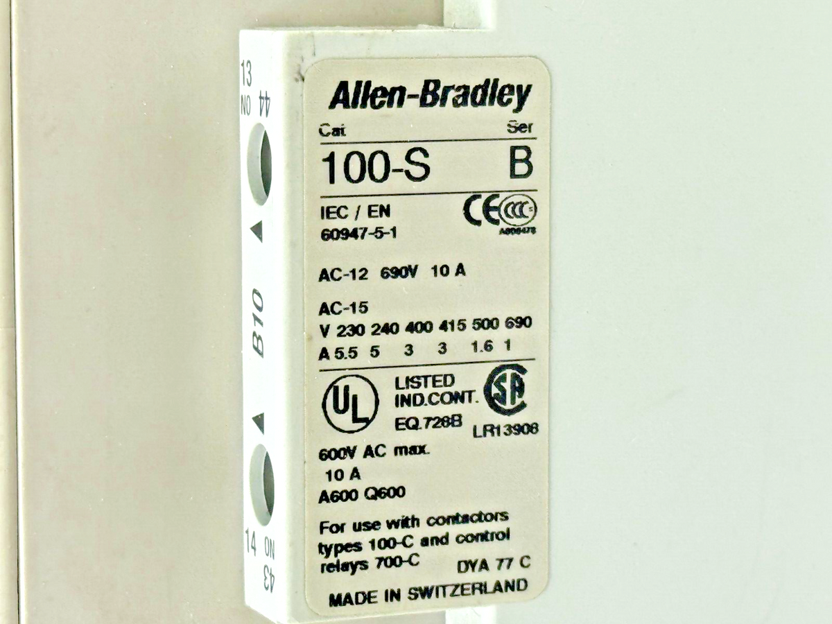 ALLEN-BRADLEY 100-C43Z*00 SER. A CONTACTOR W 24VDC COIL & 100-FSD250 & 100-S