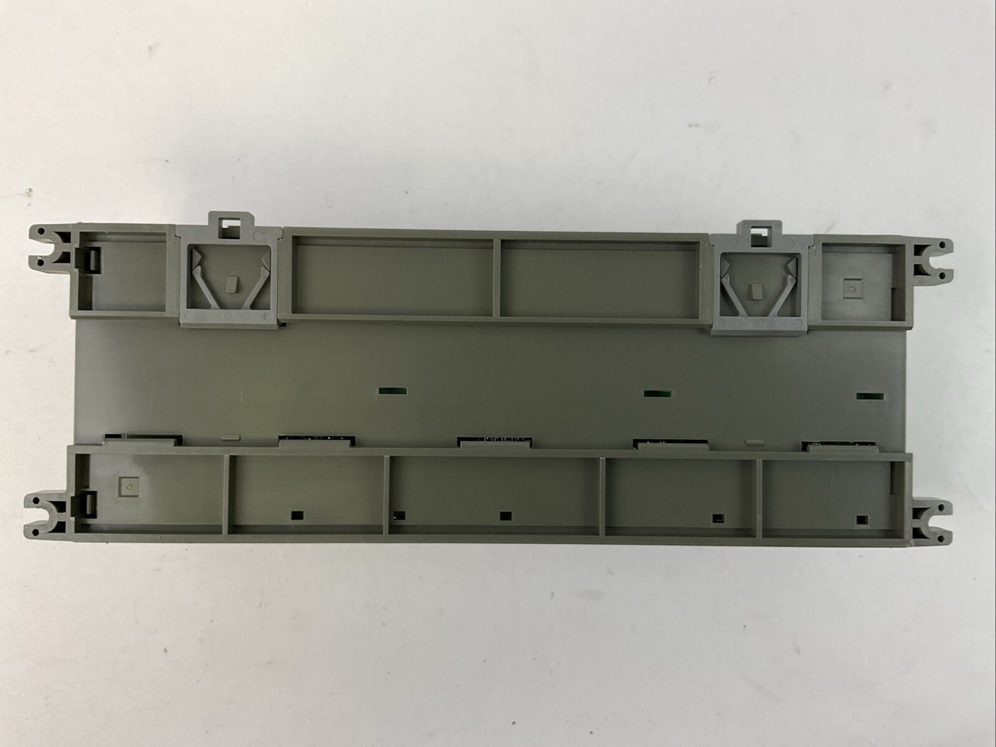 KOYO Z-05B KOSTAC PROGRAMMABLE CONTROLLER 85-264VAC OUTPUT 24VDC 6-SLOT RACK