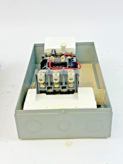 ALLEN-BRADLEY - 509-CAD SER. A -MAG MOTOR CONTROLLER W/ TYPE 1 ENC 120V COIL-NEW