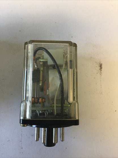 OMRON MK2EPN-UA-AC24 RELAY 10A 230VAC/28VDC ***LOTOF2***