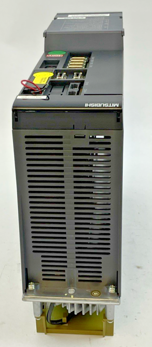 MITSUBISHI MDS-DH-V2-8040 SERVO DRIVE 2.0KW 8.9A 240HZ H/W VER.H 456V