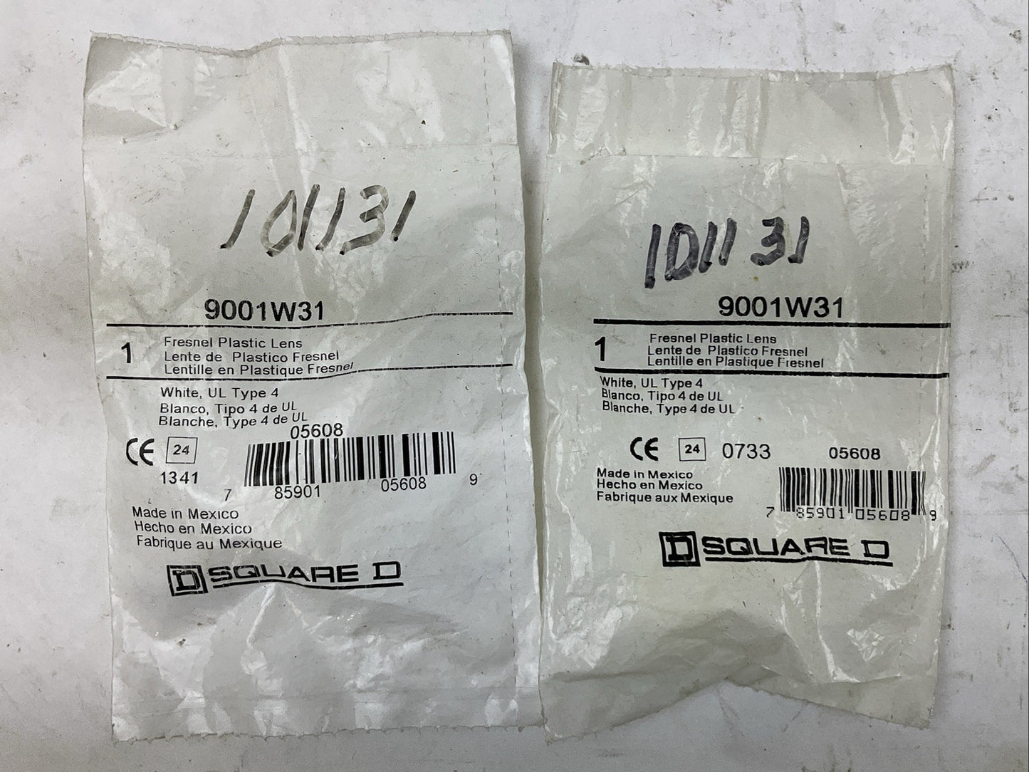 SQUARE D 9001W31 FRESNEL PLASTIC LENS WHITE (LOT OF 2)