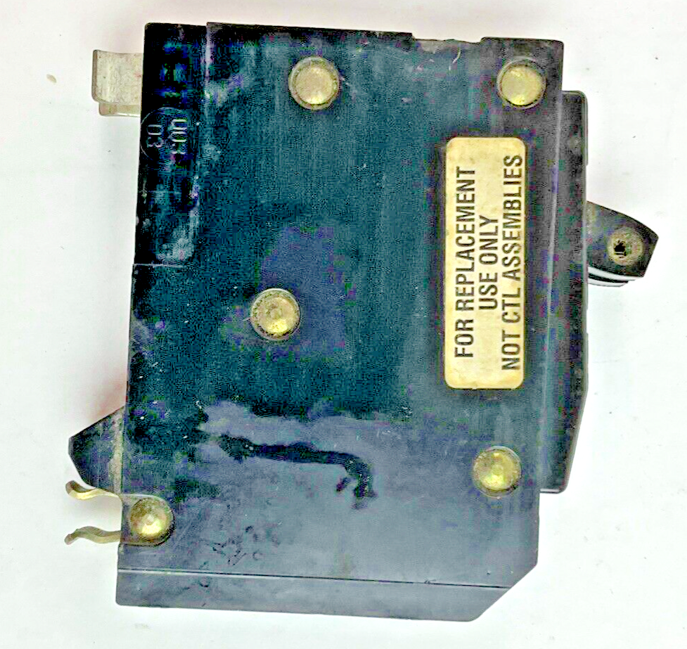 SQUARE D GOT1520 CIRCUIT BREAKER 15A/20A TYPE GOT 120/240VAC***LOTOF4***