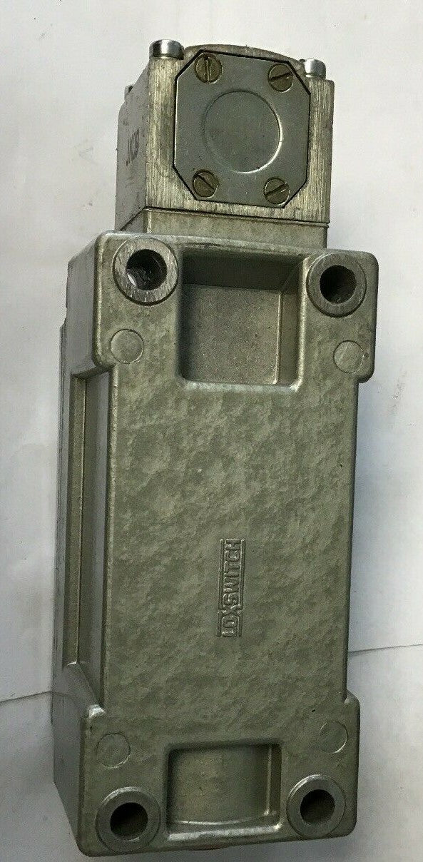 GOULD EX4 JK09 R.B.DENISON LOXSWITCH NEMA B300
