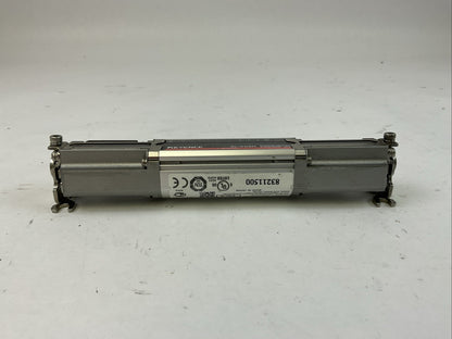 KEYENCE SL-V08H-T LIGHT CURTAIN TRANSMITTER 24VDC