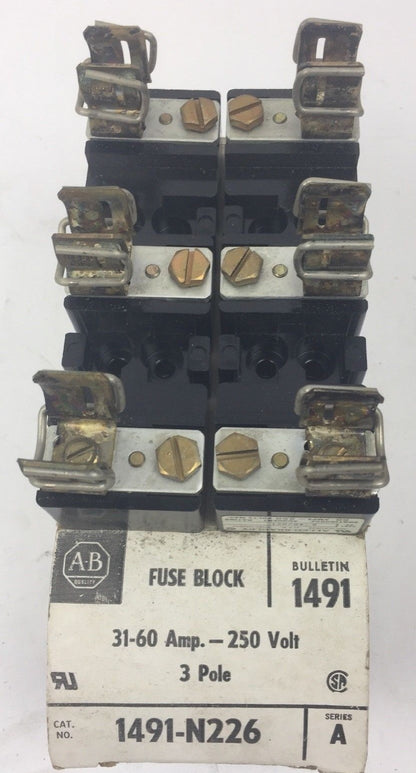 ALLEN BRADLEY 1491-N226 FUSE BLOCK 31-60 AMPS 250 VOLT 3 POLE SERIES A