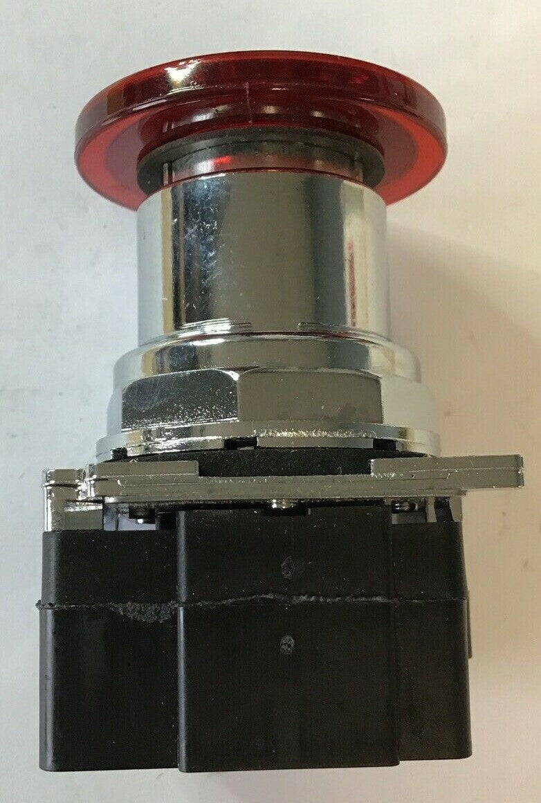CUTLER HAMMER 10250T463C47  RED PUSH BUTTON