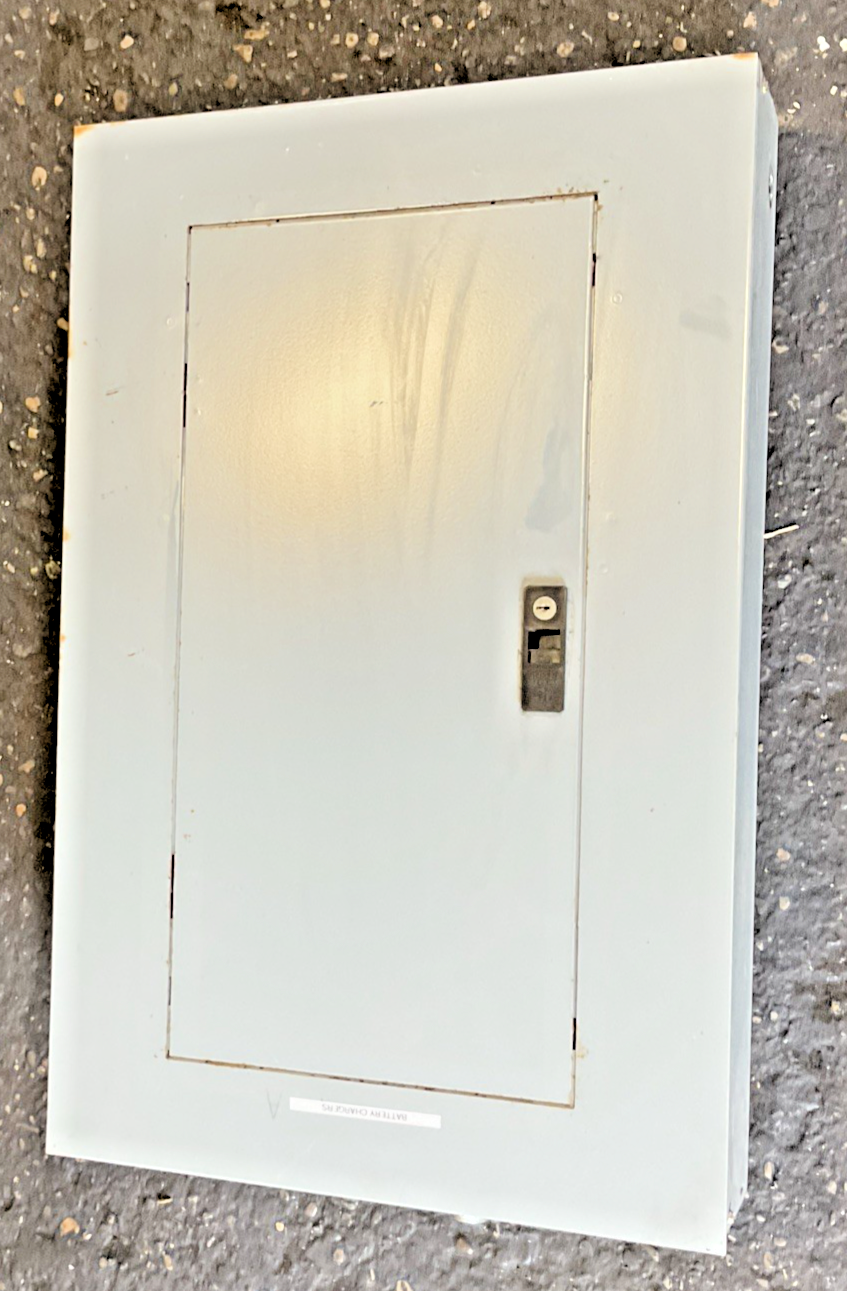 GE AEF3301BB PANELBOARD 125A 480Y 3PH 100AMP MAIN BREAKER 180Y/277VOLTS