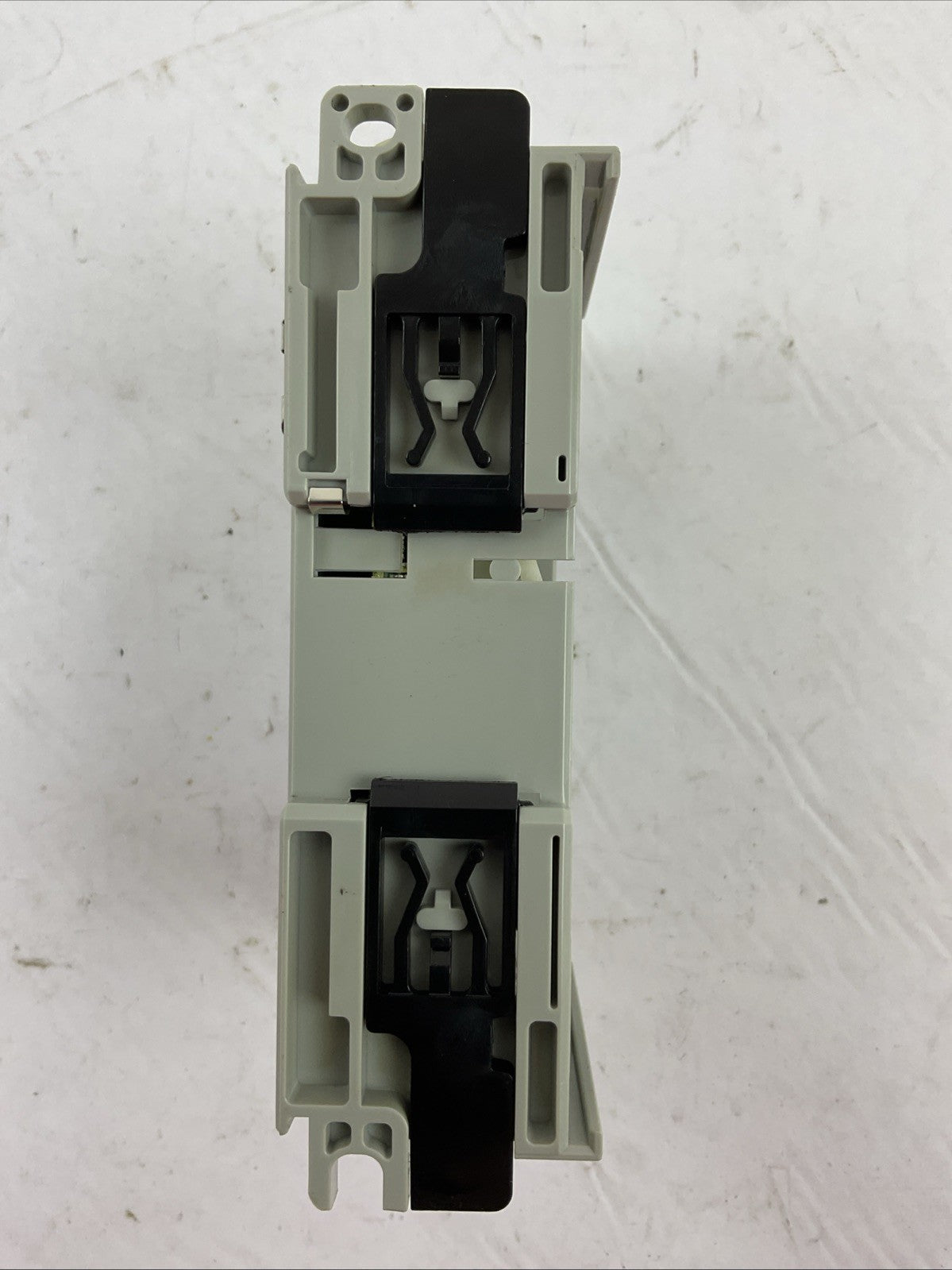 ALLEN BRADLEY 1769-OB16P SER B DIR/VER 95320753/03 F/W REV 3.1 16PT 20.4-26.4VDC