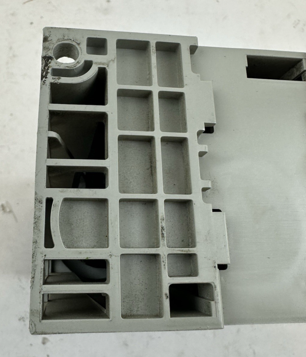 ALLEN BRADLEY 25B-D2P3N104 POWERFLEX 525 FRN:5.001 480V 1HP 2.3A SER.A