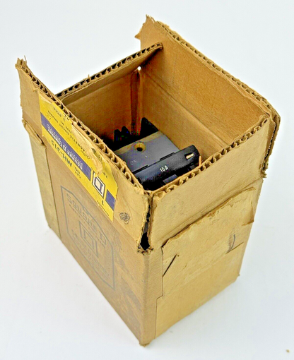 SQUARE D - MH-315 - THERMAL MAGNETIC CIRCUIT BREAKER - 15A/3 POLE/240VAC